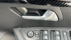 Peugeot 208 1.2 PureTech 100 Allure Premium + 5dr Petrol Hatchback